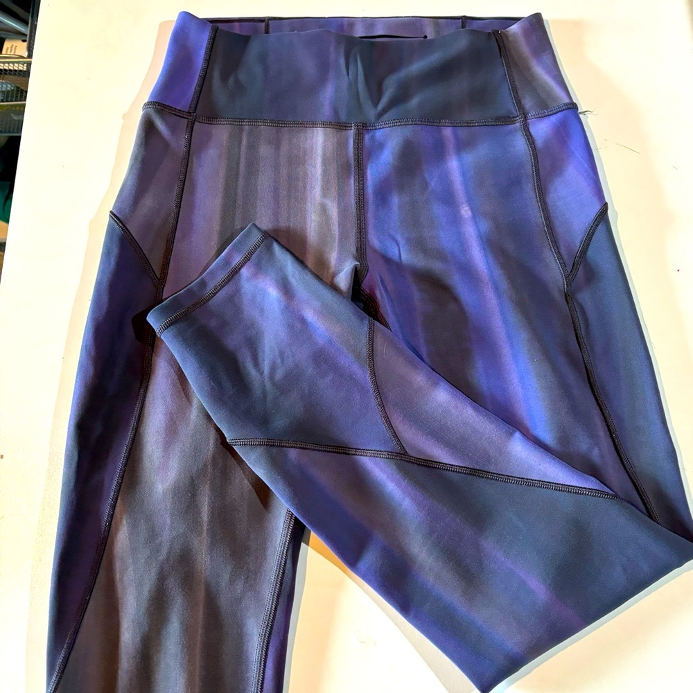 Lululemon Womens In Movement Tight 6 Spray Dye Everlux Lunar Purple Leggings